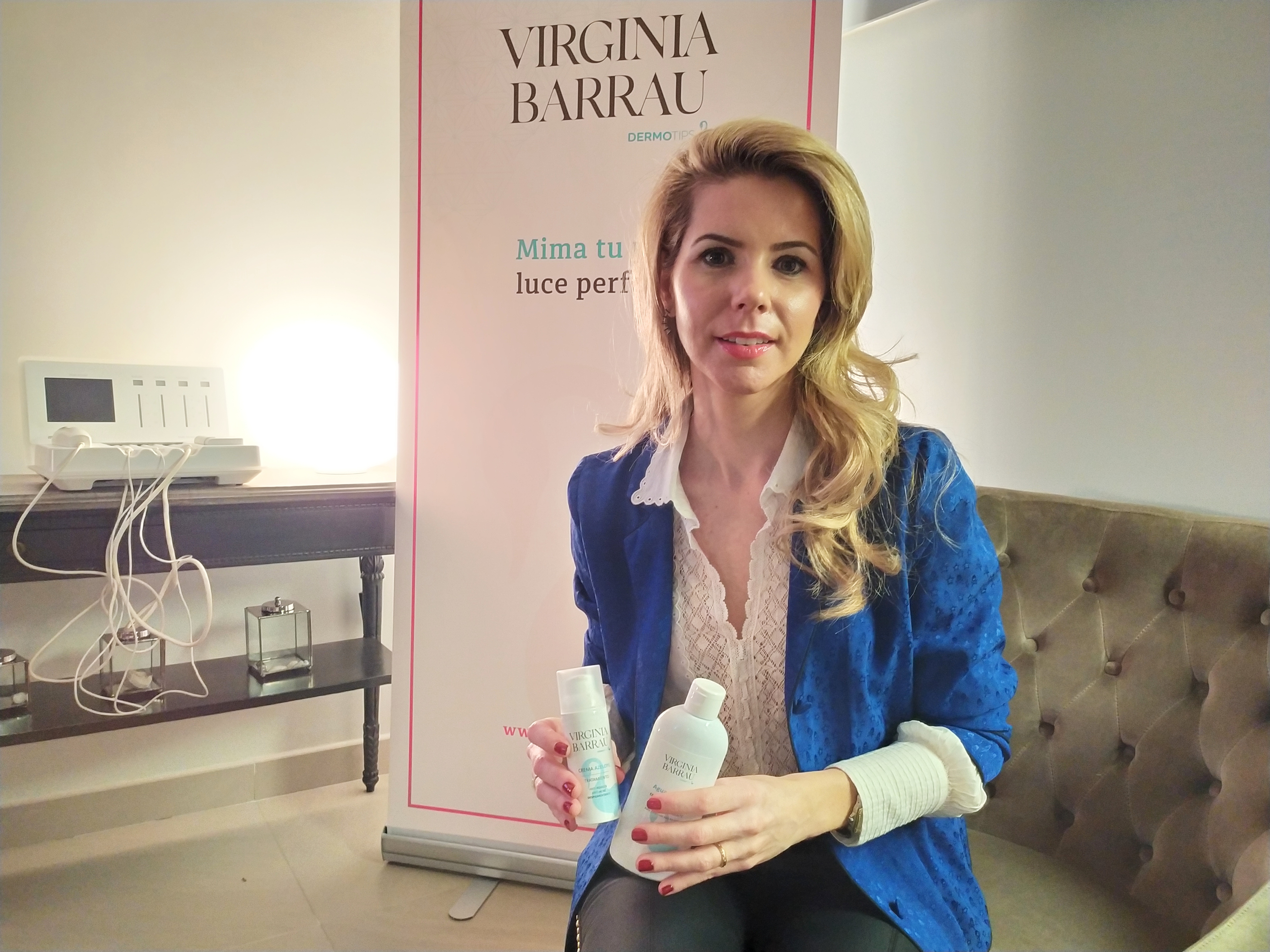 Virginia Barrau, farmacéutica comunitaria en Zaragoza, en la presentación de su linea propia de cosméticos.